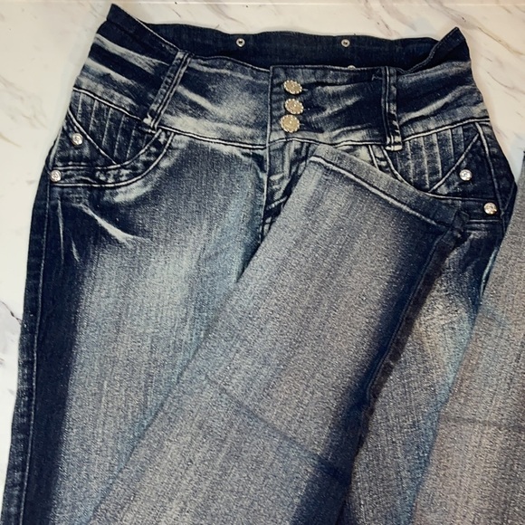 #8 Butt Lifting Jegging Denim Jeans - size 3 (Blue)💰🔥 - Picture 2 of 7